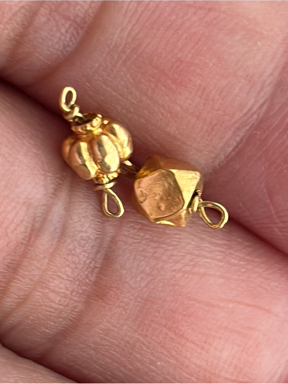 18k Gold Bead Findings for Jewelry Making - Picture 2 of 16